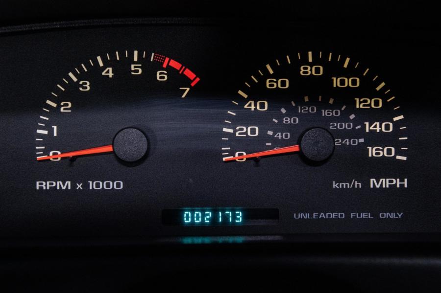 Панель приборов Chevrolet Impala SS 1996 года  (фото 44 из 99)
